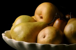 pears in bowl